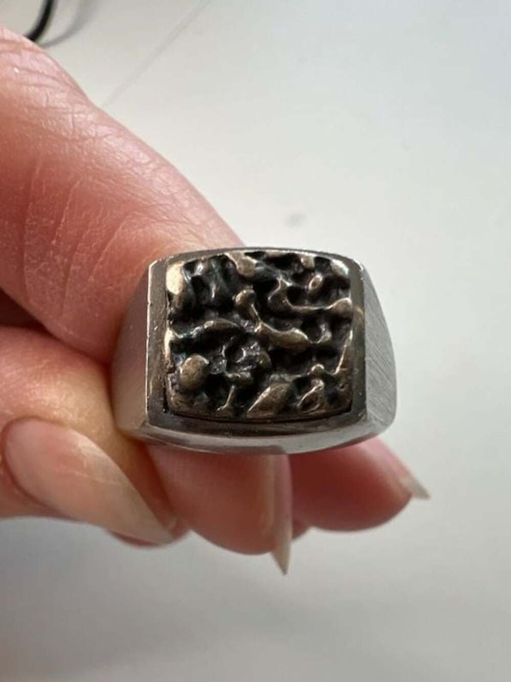 Sarah Coventry Vintage Silver Textured Square Signet Ring